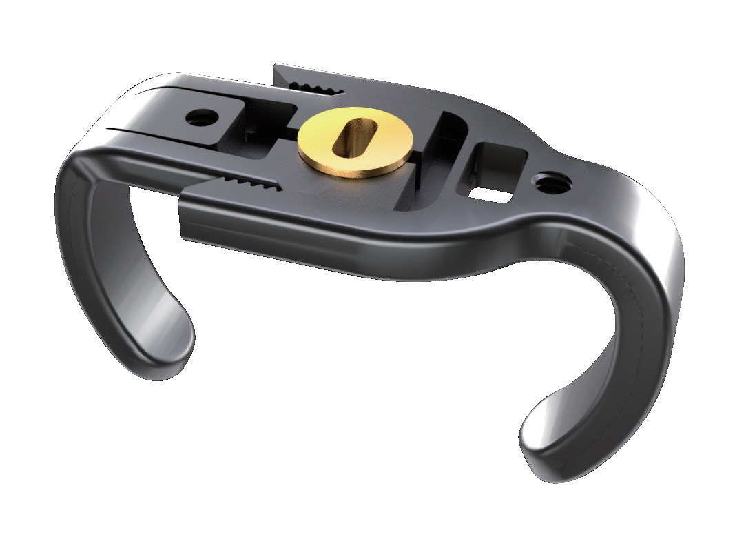 Claw M™ Manubrium Plate — specially curved wire-cut geometry for manubrium stability